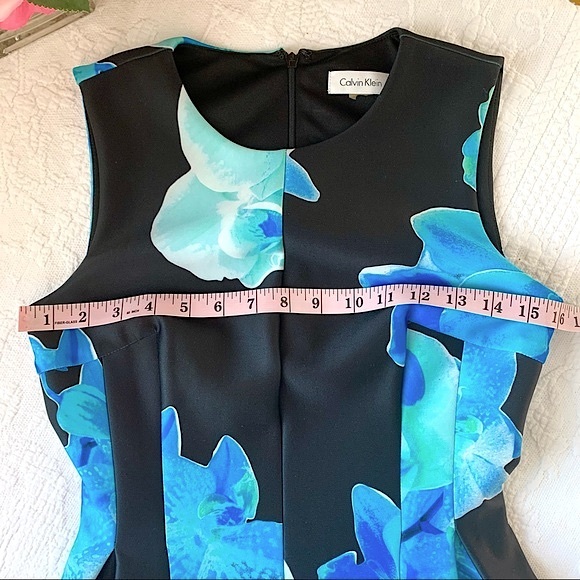 Calvin Klein Blue Floral Print Black Scuba Dress Sleeveless Fit n Flare sz 6 8 - Picture 11 of 16